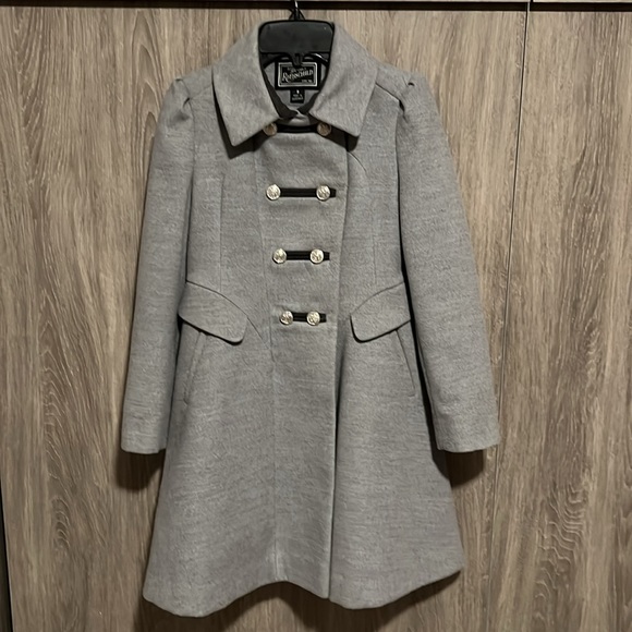 Rothschild Bandmaster Coat | 8 Girls - Picture 15 of 17